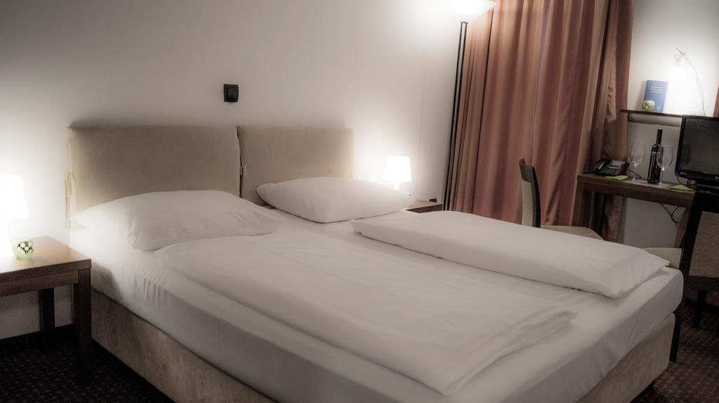 Hotel Hillinger Viena Quarto foto